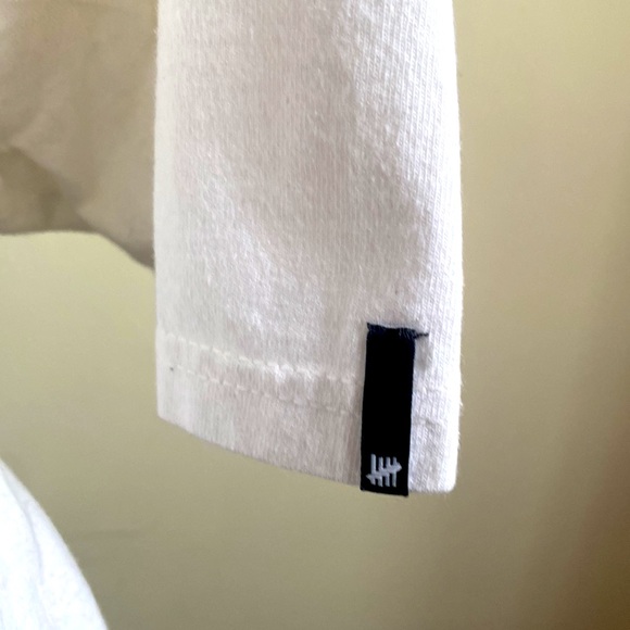 2000’s Undefeated Tee - Picture 3 of 4